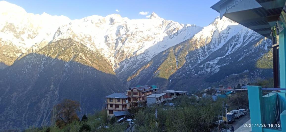 The Monk Hotel By Livingstone Kalpa Exterior photo